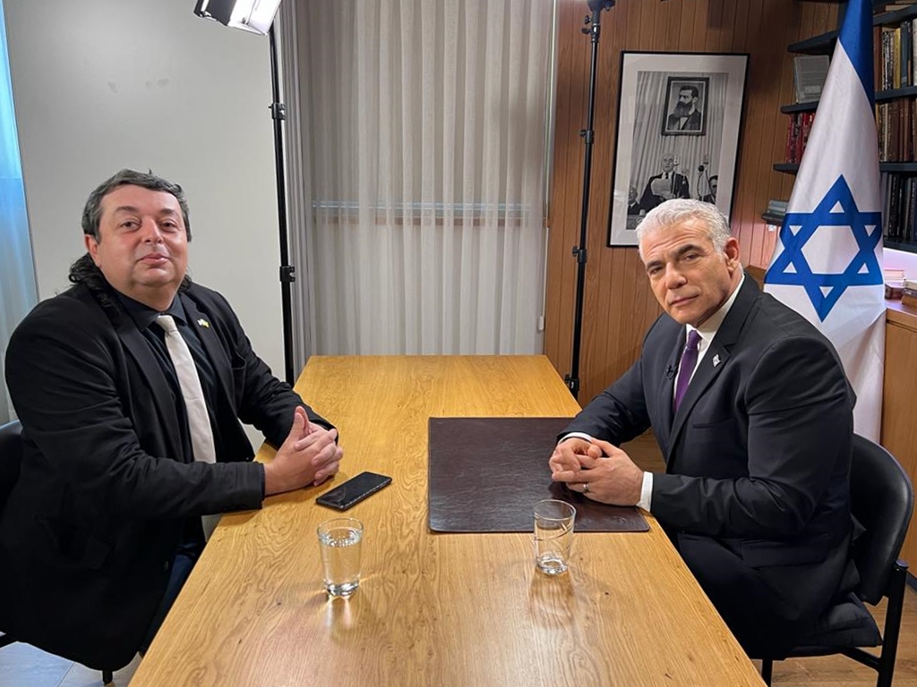 Господин Лапид, когда вы добровольно уйдете в отставку? Мое интервью с премьер-министром Израиля Яиром&nbsp;Лапидом